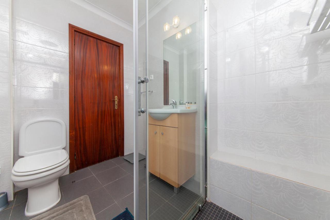 B18 - Village Street Apartment Lagos Extérieur photo